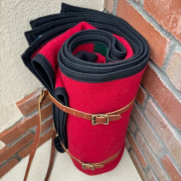 Rare⭐️Pendleton Sioux Star Reversible Blanket w/Grand Canyon Leather Carrier - Picture 8 of 10